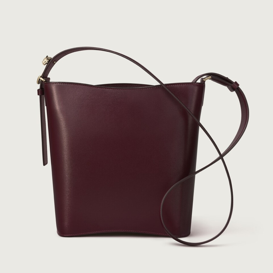 kleines modell einer beuteltasche panthère c de cartier