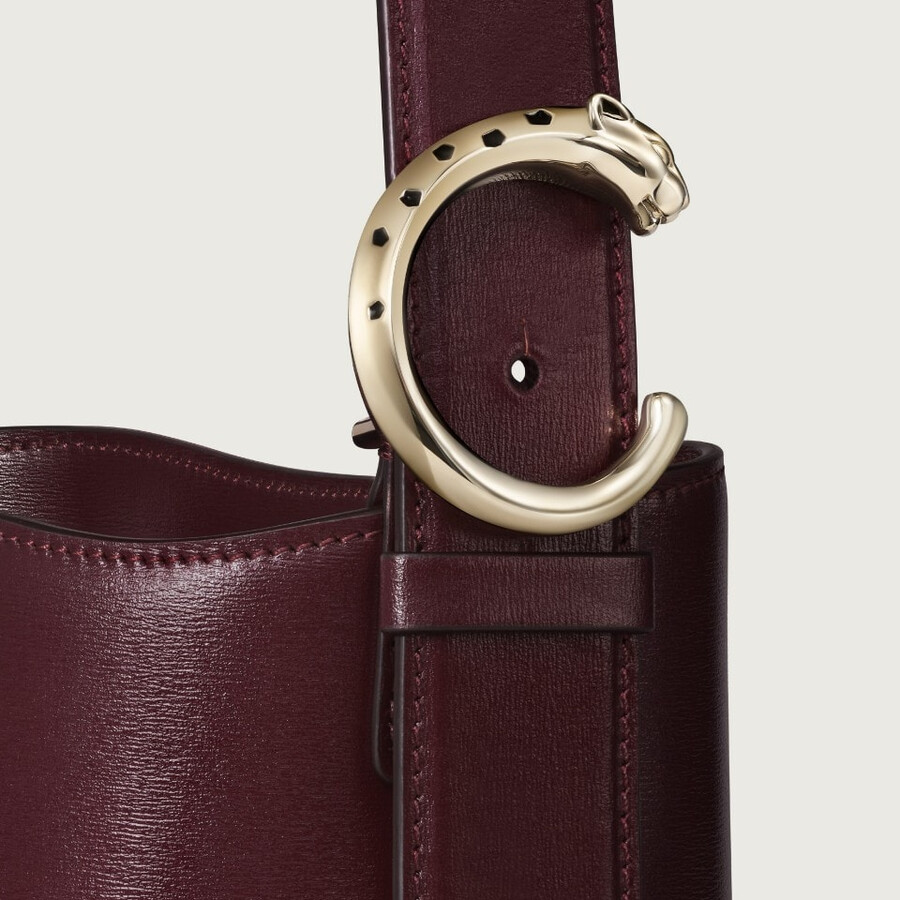 kleines modell einer beuteltasche panthère c de cartier