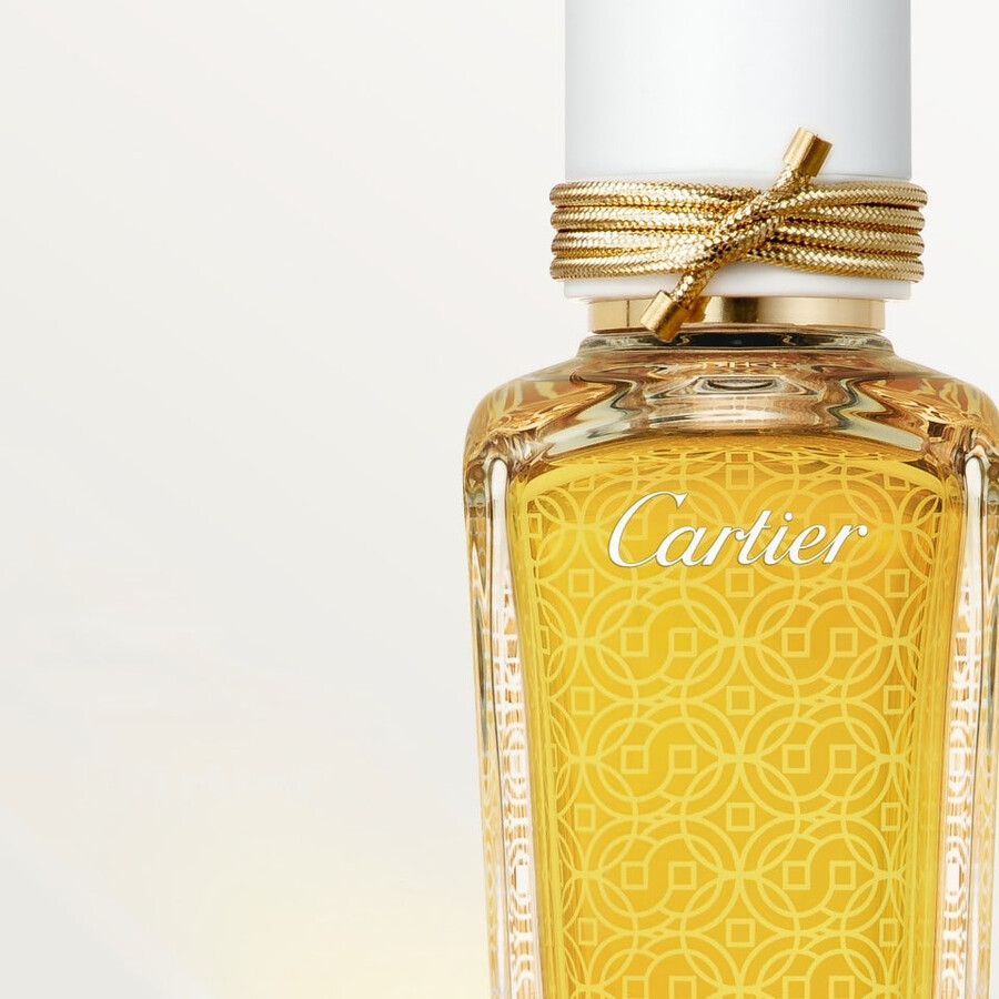 the traveling hours oud pink