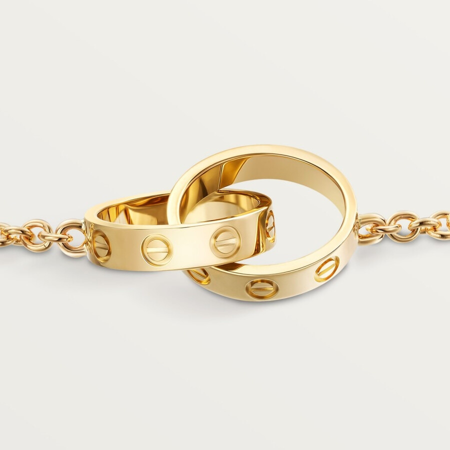 love-armband an der kette