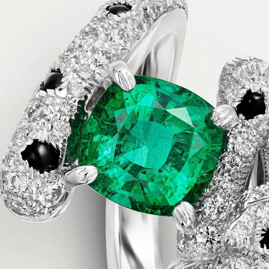 panthère de cartier-ring smaragd im kissenschliff gepflastert