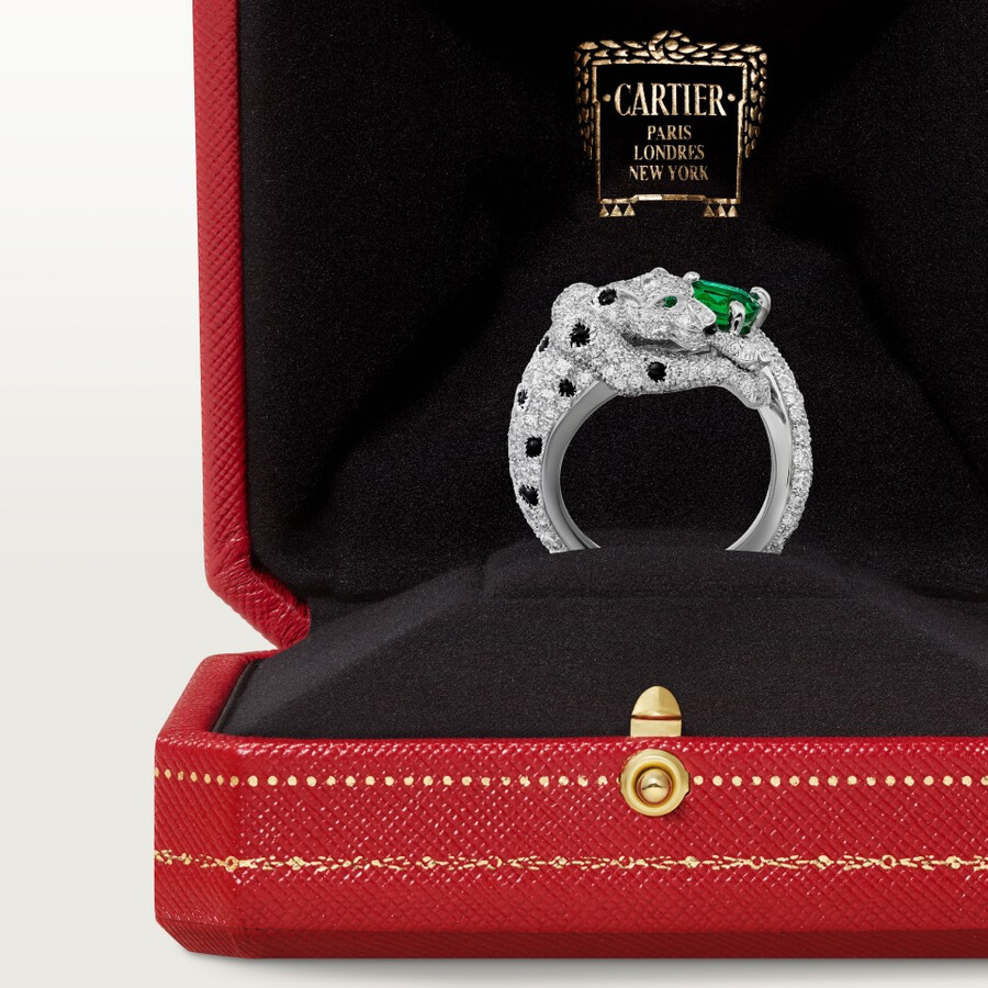 panthère de cartier-ring smaragd im kissenschliff gepflastert