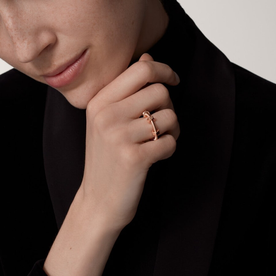 ecrou de cartier ring